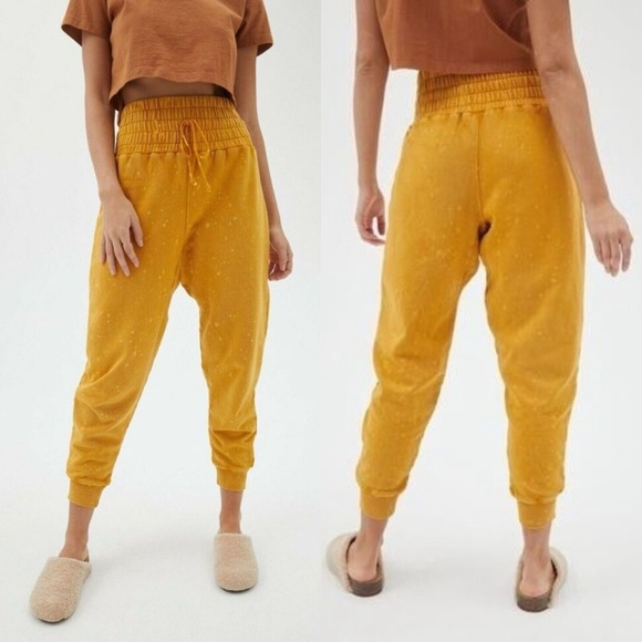 Urban Outfitters Out From Under Tyson Smocked Waist Jogger Pants Yellow Harem M - Picture 1 of 15